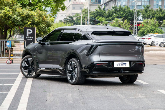 2950mm Distanza tra le ruote 2024 HiPhi Y Alta Velocità Manovra a sinistra Auto elettrica pura Luxury Intelligent SUV