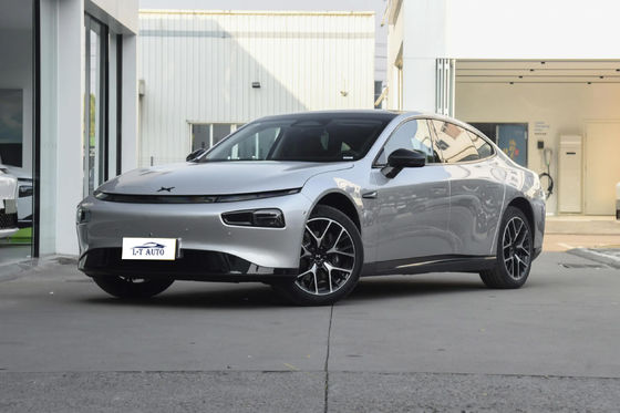 480-702KM NEDC Xpeng P7 Sport Car Electric Car Vehicle Tempo di ricarica veloce 0,48h