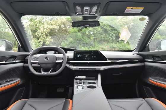 Veicoli energetici 2024 Changan Uni-V PHEV Auto da 5 posti in bianco nero bianco o rosso