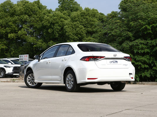 Veicolo elettrico ibrido a prezzi accessibili e Toyota Corolla