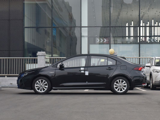 Auto ibride plug-in Toyota Corolla con cambio automatico e potenza massima 100-150PS