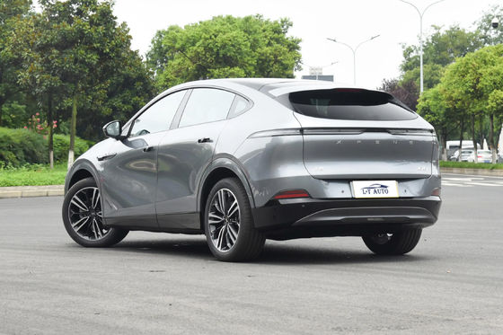 XPENG G6 Auto elettrica 5 posti SUV 4WD Tempo di ricarica veloce 0,33 ore Una varietà di colori