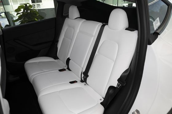 2024 Tesla Model Y 5 porte 5 posti 4 ruote EV Car 4750x1921x1624mm Lunghezza Larghezza Altezza