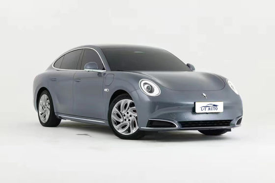 ORA Lightning Cat EV Piccole belle auto 4 porte berlina 5 posti Lunghezza 4871 Larghezza 1862