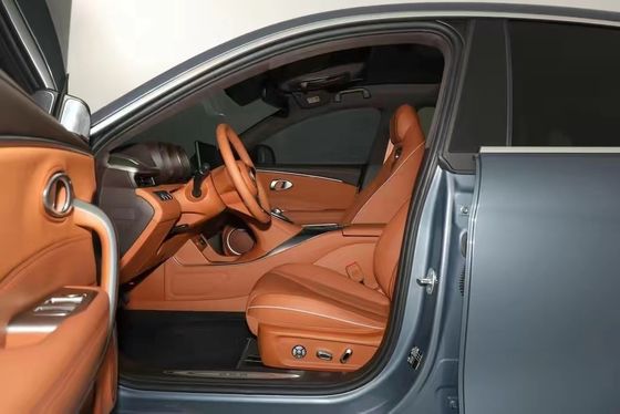 ORA Lightning Cat EV Piccole belle auto 4 porte berlina 5 posti Lunghezza 4871 Larghezza 1862