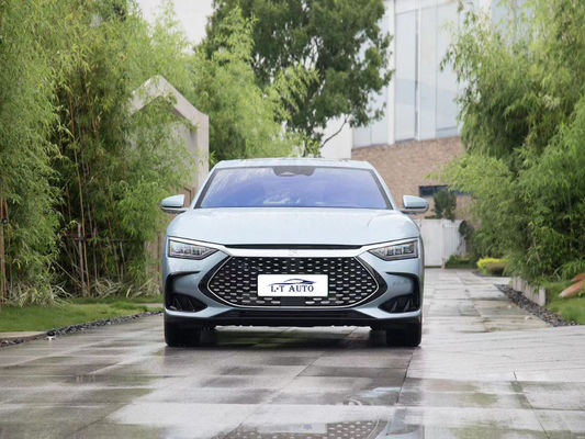 Veicolo elettrico ad alta velocità BYD Han DM-i Champion Edition 2024 con velocità massima 185