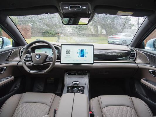 Veicolo elettrico ad alta velocità BYD Han DM-i Champion Edition 2024 con velocità massima 185