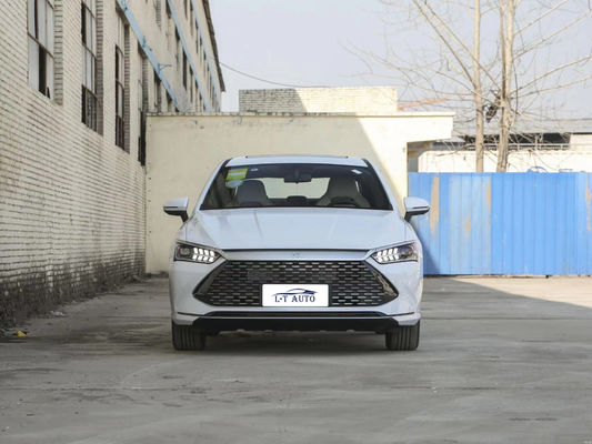 2024 BYD Qin PLUS DM-i 55KM Champion Edition Batteria Veicolo elettrico in nero