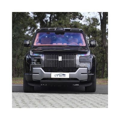 Aggiornamento a Yangwang U8 L'auto HEV con tempo di ricarica veloce di 0,3h e design di lusso