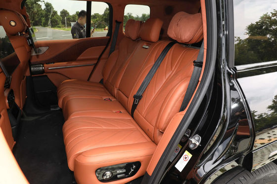 Aggiornamento a Yangwang U8 L'auto HEV con tempo di ricarica veloce di 0,3h e design di lusso