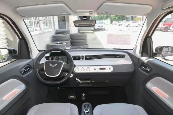 Made Wuling Mini Ev Car 120km Ternario Litio Wuling Auto elettrica per i mercati del paese