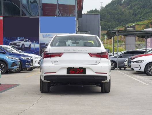 BYD Qin EV berlina a guida sinistra a 100% di energia elettrica Tempo di ricarica veloce 1,3h Prodotto
