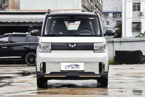 100% elettrico Wuling Mini EV con velocità massima di 100 km/h e base rotale di 2010 mm
