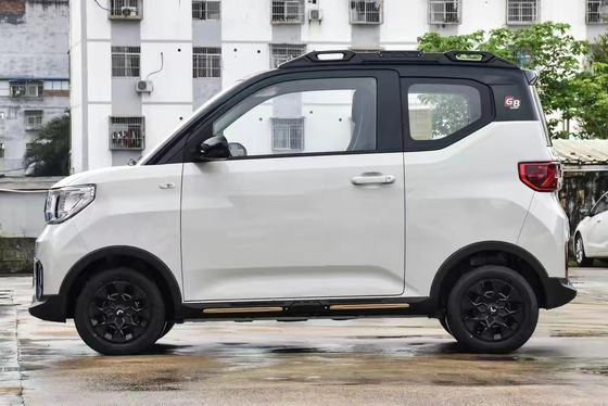 100% elettrico Wuling Mini EV con velocità massima di 100 km/h e base rotale di 2010 mm