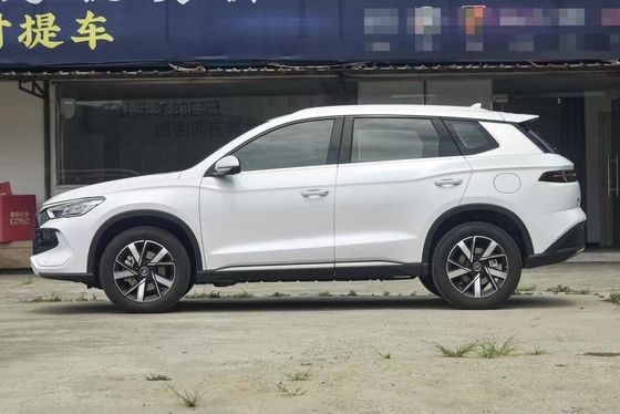 Auto BYD EV grigio con 71KM di autonomia e velocità massima di 170 Km/h 2024 Modello SONG Pro Champion