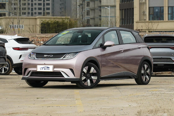 BYD EV Car 2024 Dolphin 5 sedili SUV 405KM Veicolo elettrico puro in una varietà di colori