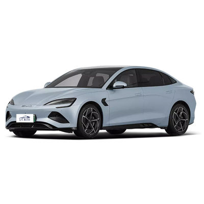 BYD SEAL La perfetta combinazione di stile e prestazioni in una versione 4WD da 650 km