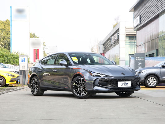 2024 MG7 Midsize Car Coupé 2.0t Tubo Veicolo commerciale a benzina con design