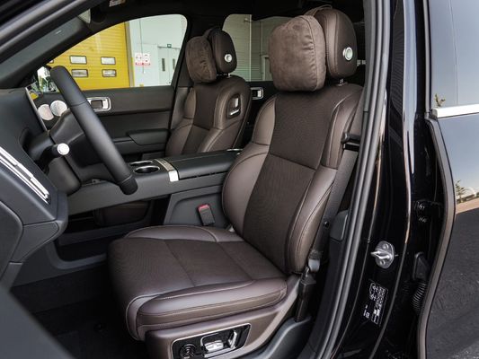 Automobile energetica L7 L8 L9 SUV di grandi dimensioni Batteria veicolo elettrico a quattro ruote motrici SUV ibrido 449 CV