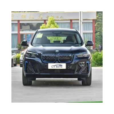 BMW iX3 pattuglia elettrica 4 o 5 posti potenza massima 286ps coppia totale 400Nm