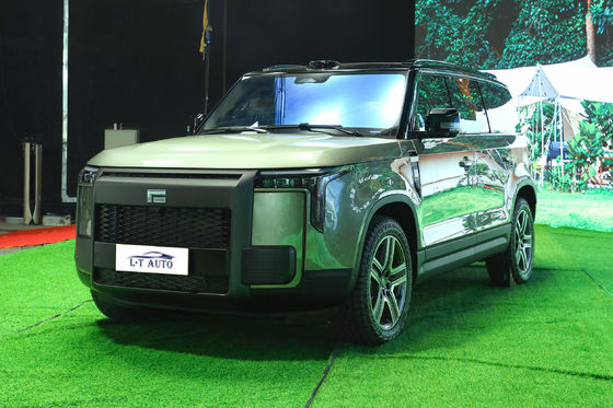 Versione 2024 BAIC Jishi 01 SUV medio e grande Stone 01 EV Hybrid Car con 7 posti di lusso