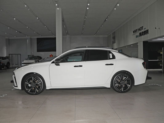 Lynkco 03 2.0 Turbo Sport Sedan 4684x1843x1460 4 cilindri Alta Intelligenza