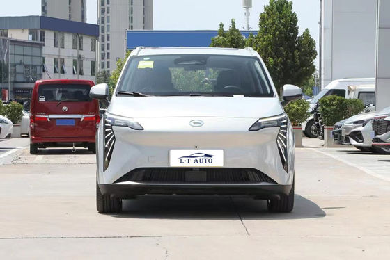 2024 Aion Y Plus SUV elettrico ad alta velocità a lunga autonomia 5 porte 5 posti con passo 2750 mm