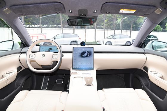 675 km di autonomia NIO ET7/ET5 EV Auto Veicoli a energia ad alta velocità con batteria al litio ternario