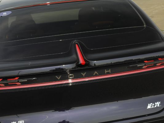 3000 mm WHEELBASE Energia elettrica pura Voyah Chasing Light Zhuiguang Plug-in Hybrid Car