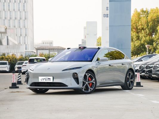 2024 NIO ET5 ES6 ES8 Grigio Veicolo elettrico a lungo raggio 5 posti EV Car Sport Sedan