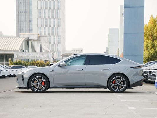 2024 NIO ET5 ES6 ES8 Grigio Veicolo elettrico a lungo raggio 5 posti EV Car Sport Sedan