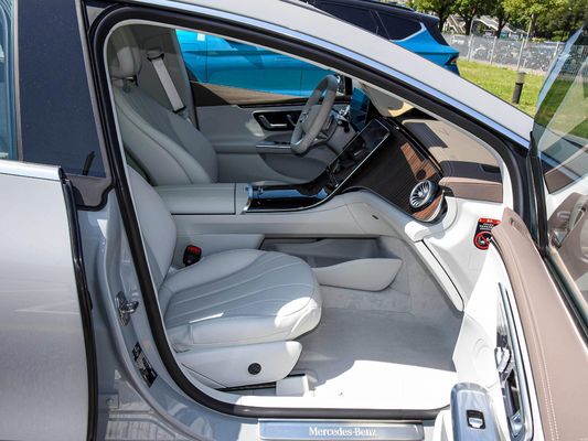 Veicoli energetici Benz EQE 350 2024 Auto di lusso con motore da 215 kW e lunga durata di 752 km