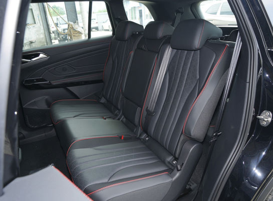 Esperienza di lusso e potenza nel Volkswagen ID6X Un SUV a 5 porte e 7 posti da 150 kW