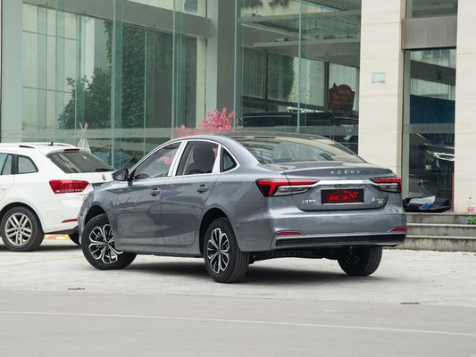 2024 Roewe i6 L'auto perfetto per la famiglia con ABS 5 posti e caratteristiche di veicolo elettrico