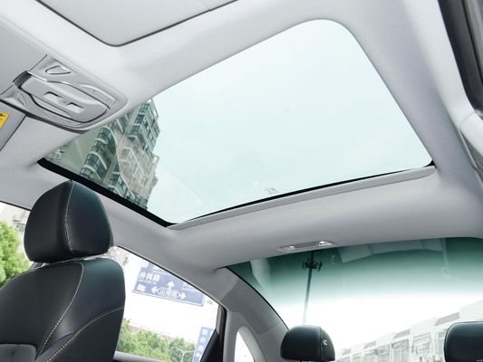 2024 Roewe i6 L'auto perfetto per la famiglia con ABS 5 posti e caratteristiche di veicolo elettrico