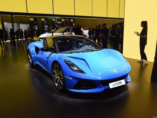 Lotus Emira La perfetta combinazione di prestazioni e stile in una supercar 2 2 layout