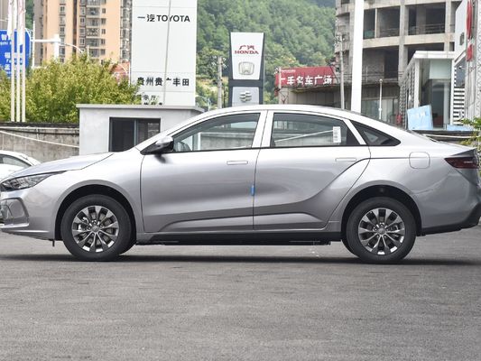 2024 Geely Geometry Un'auto elettrica pura 550Km di autonomia Batteria al litio ferro fosfato