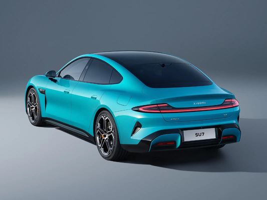 2024 Arrivo Corpo Dimensione 4997x1963x1455 mm Guida a sinistra SU7 Max EV Auto Sport Veicoli