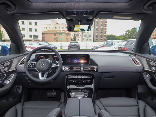 2024 Mercedes Benz EQC 350 400 4MATIC La perfetta miscela di lusso ed energia elettrica