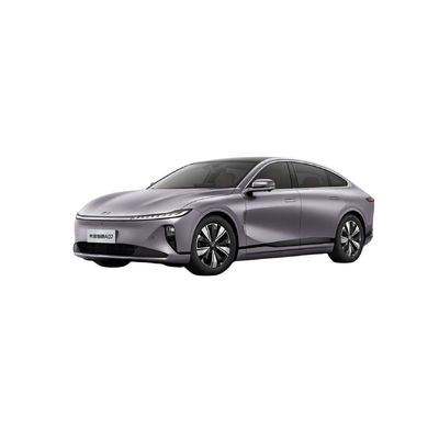 Scopri la potenza della ricarica veloce a lungo raggio e dell'intelligenza energetica di Changan A07