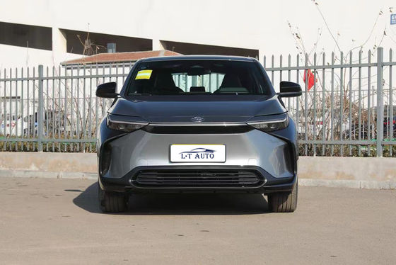 5 posti a sedere e lunga autonomia La combinazione perfetta nel 2023 Toyota bZ4X Electric Car