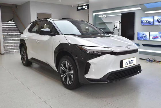 Toyota BZ4X quattro ruote motrici SUV elettrico di medie dimensioni con batteria agli ioni di litio ternario