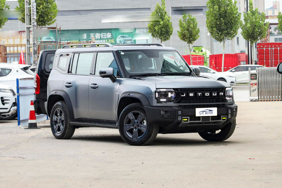 2023 T-1 benzina benzina auto SUV con cilindrata 1,5-2.0L e fari a LED