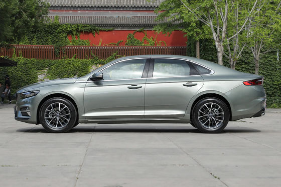 2024 GEELY Prefazione Trazione anteriore a benzina Auto con ESC in automobili e auto usate