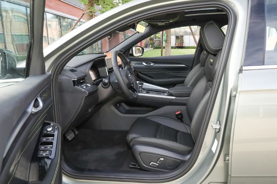 2024 Geely Xingrui 2.0T Turbo 140kw 190hp FWD 5 sedili Berlina Auto con telecamera posteriore 360°