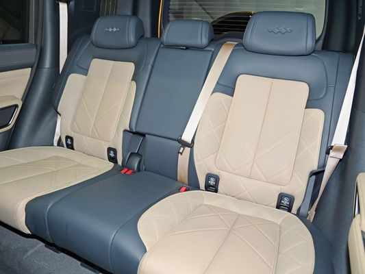 2024 BYD Luxury Energy Vehicle PHEV Auto con potenza massima di 505kW e trazione a quattro ruote