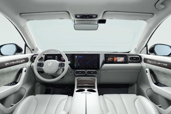 Leapmotor C11 Configurazioni di lusso Automobile elettrica pura ad alta velocità per SUV EV a 5 porte e 5 posti