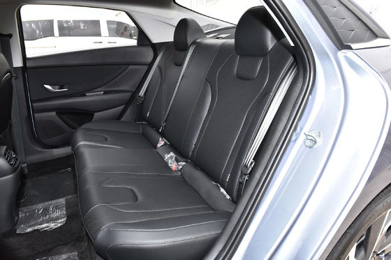 2024 Hyundai Elantra 1.5L CVT Automatic FWD Fuel Gasoline Car Made in con 5 posti
