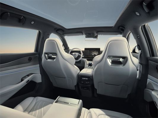 L' ultima tendenza di DENZA N7 nelle auto elettriche SUV Smart Sport EV ad alta velocità con 702 km di autonomia