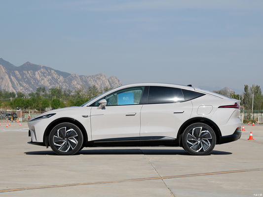 SAIC Feifan R7 Pure Electric Car Long Range 670km Veicoli intelligenti RISING R7 4900x1925x1655